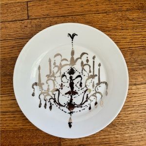 Set of four dessert plates